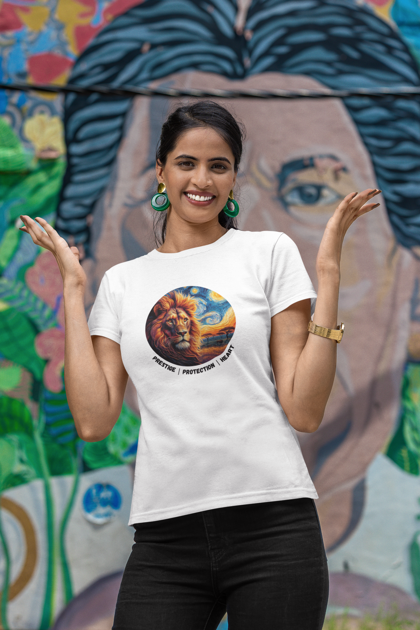 Power Animal Woman : Lion